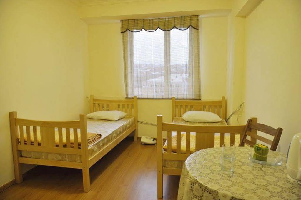 Armenia Hostel Yerevan Exterior photo